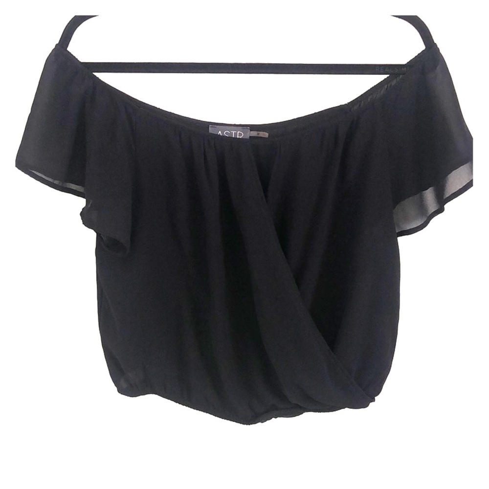 ASTR Off The Shoulder Blouse